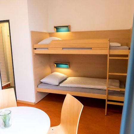 Jugendherberge Hamburg Horner Rennbahn Екстериор снимка