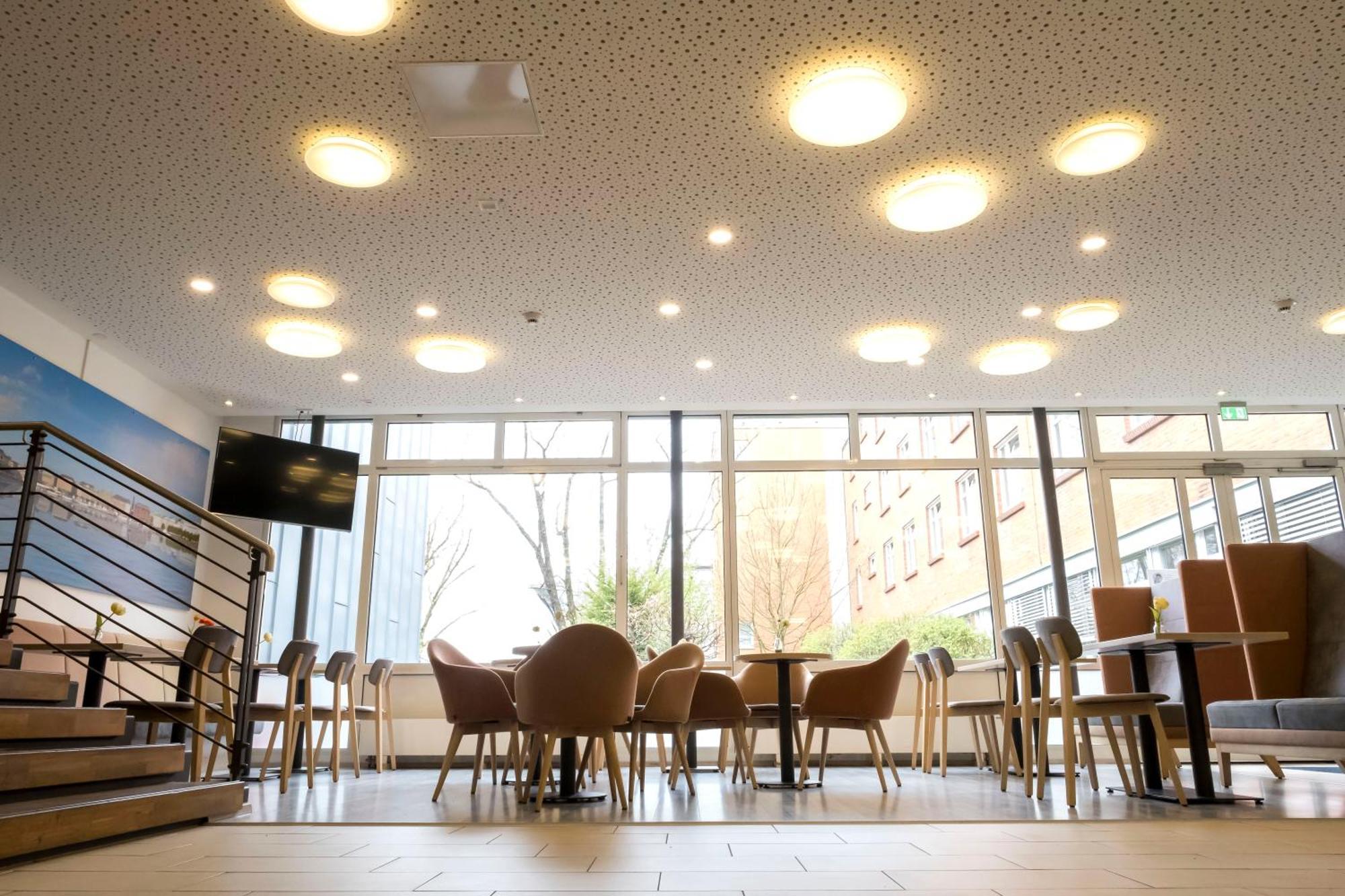 Jugendherberge Hamburg Horner Rennbahn Екстериор снимка