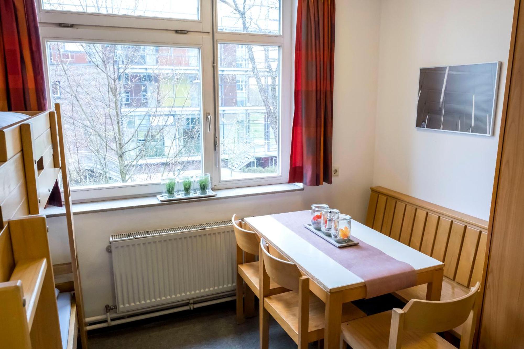 Jugendherberge Hamburg Horner Rennbahn Екстериор снимка