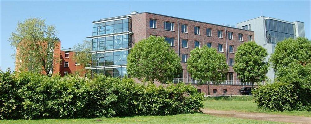 Jugendherberge Hamburg Horner Rennbahn Екстериор снимка